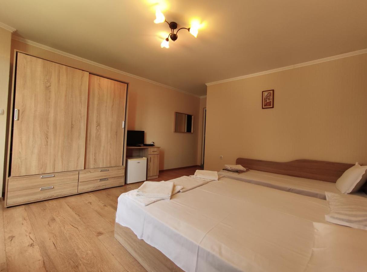 Family Hotel "Slavianska Dusha" Veliko Tărnovo Exterior foto