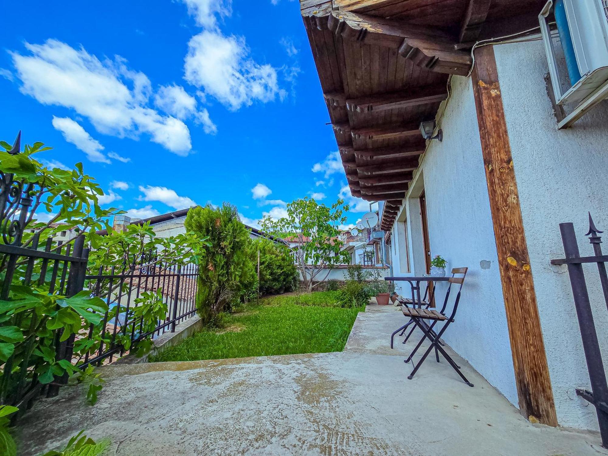 Family Hotel "Slavianska Dusha" Veliko Tărnovo Exterior foto